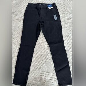 Old Navy Black High-Rise Super Skinny Jeans - Size 12